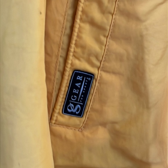 Notre Dame Jacket Hoodie Zip Front Size XL Yellow Rain Outergear Fighting Irish - Picture 3 of 9